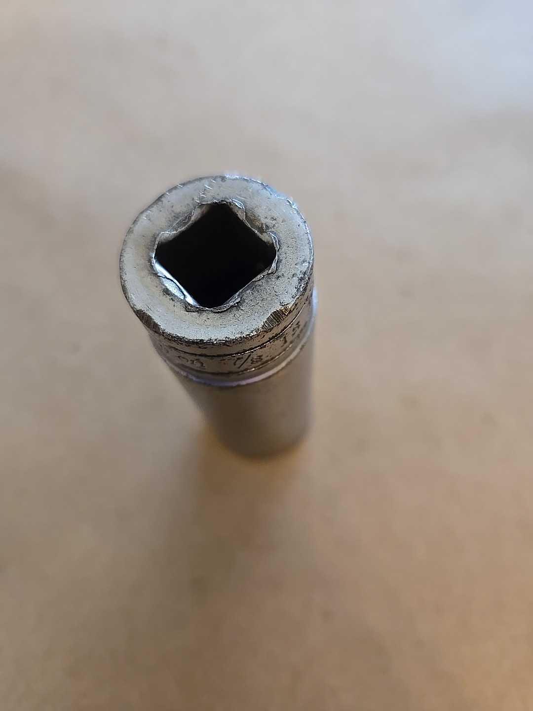 Snap On 1/2″ Drive 7/8″ 6PT SAE Deep Chrome Socket Worn TS281