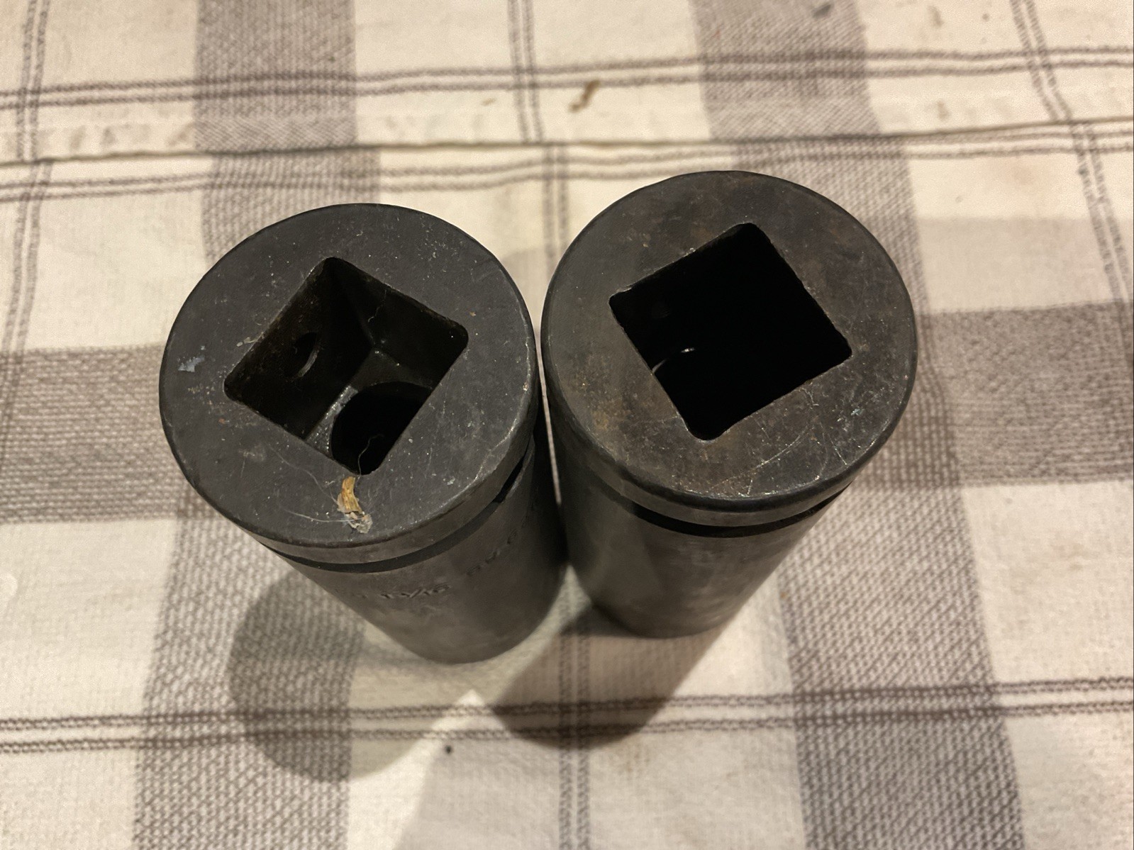 Snap On Tools BW626A Truck Bud Wheel Stud Socket 13/16 Pair