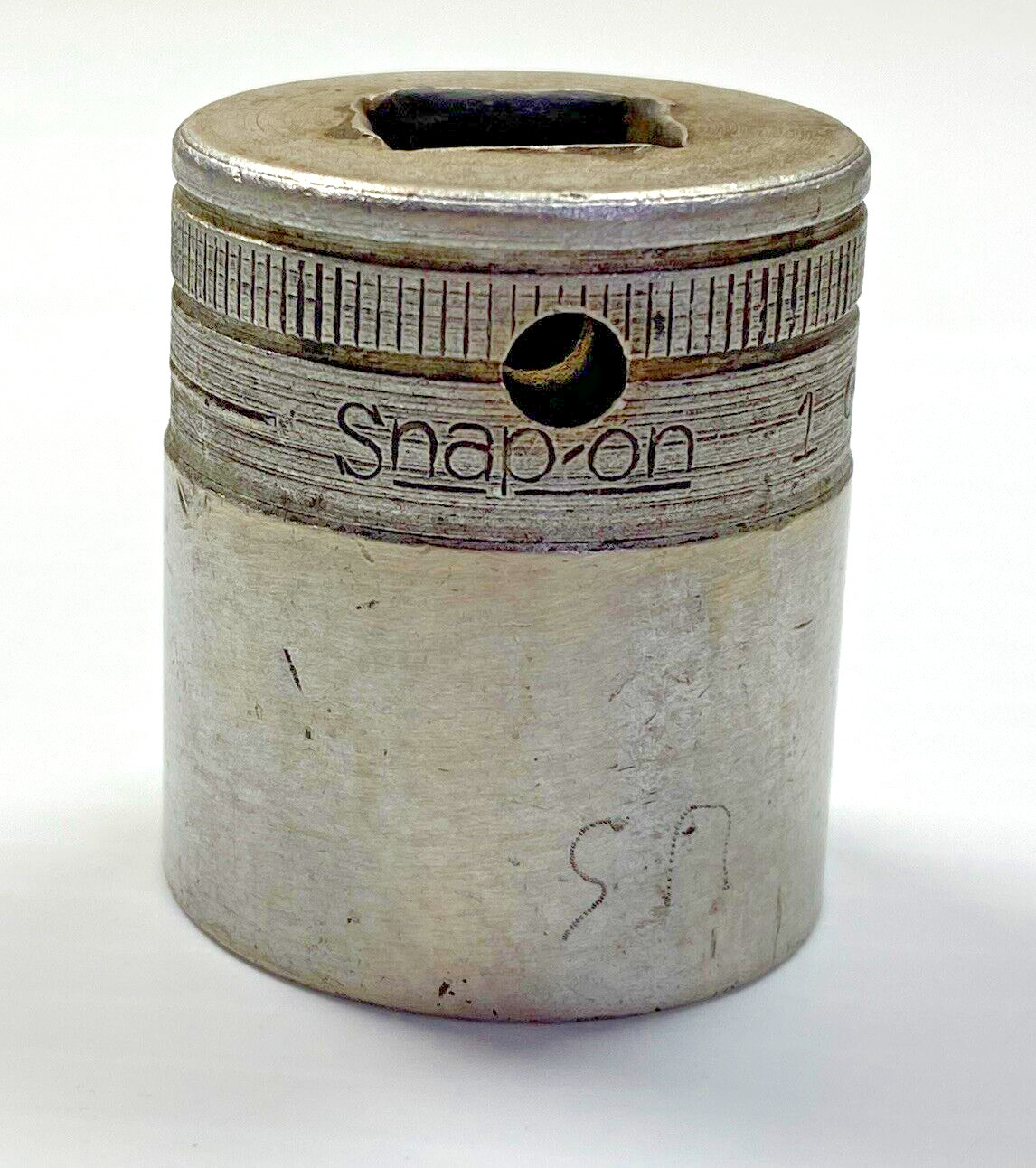 Vintage Snap-On Tools SW320 – 1″ -12 Point Shallow Socket 1/2″ Drive Snap On USA