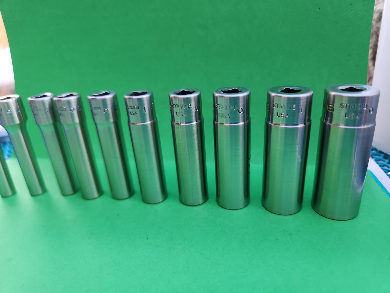 10 Snap-on 110STMDY Deep Socket Set 1/4″ Drive SAE 3/16 – 9/16 STMD6-STMD18 A3