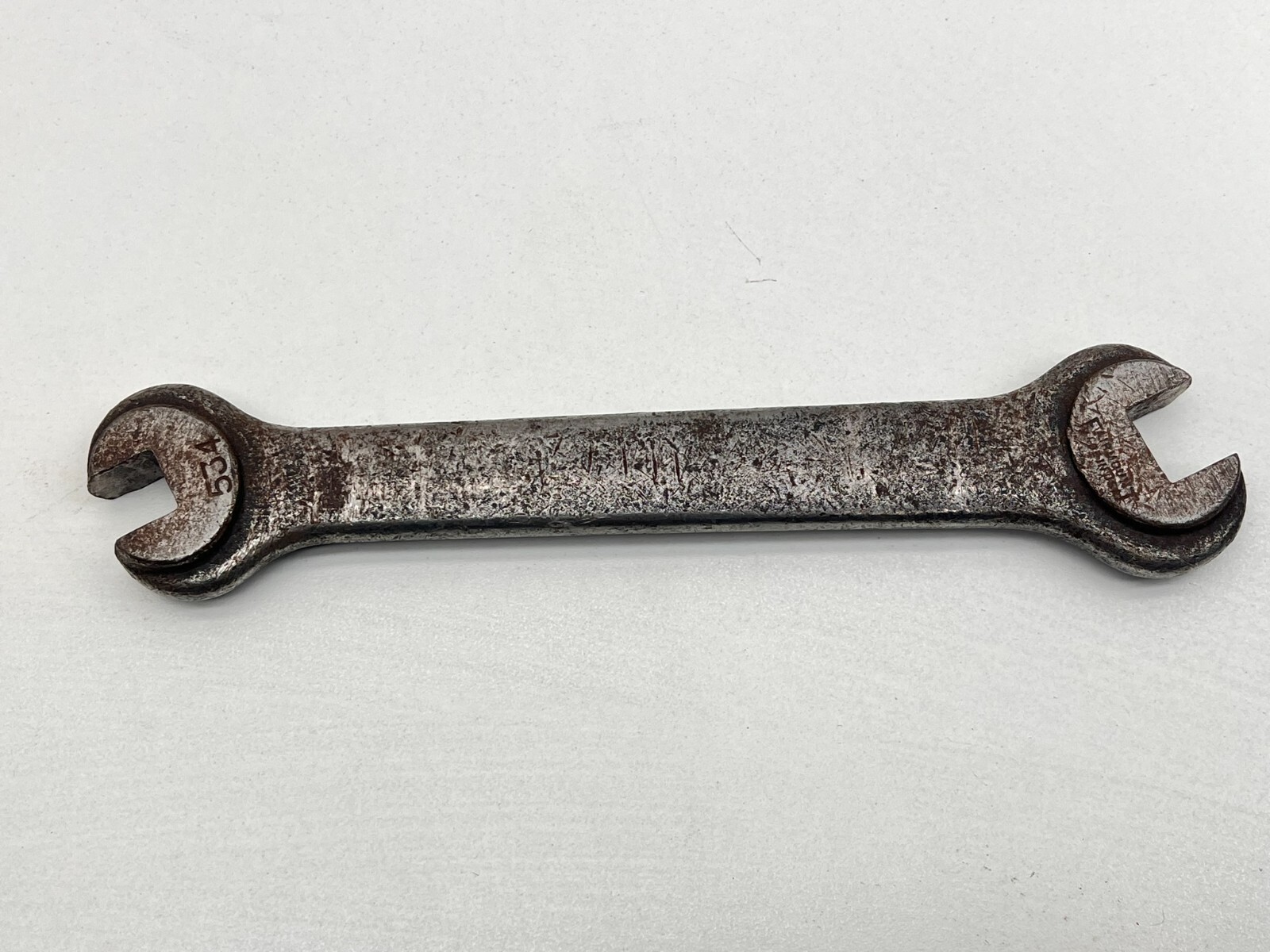 1 Lot of 4 Vintage Wrenches 1/2-5/8, 1/2-9/16, 3/8-5/16, 1/2-7/16