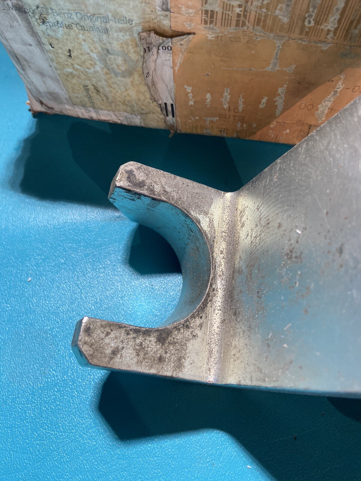 Ball Joint Puller – Mercedes-Benz (220-589-03-43-00)