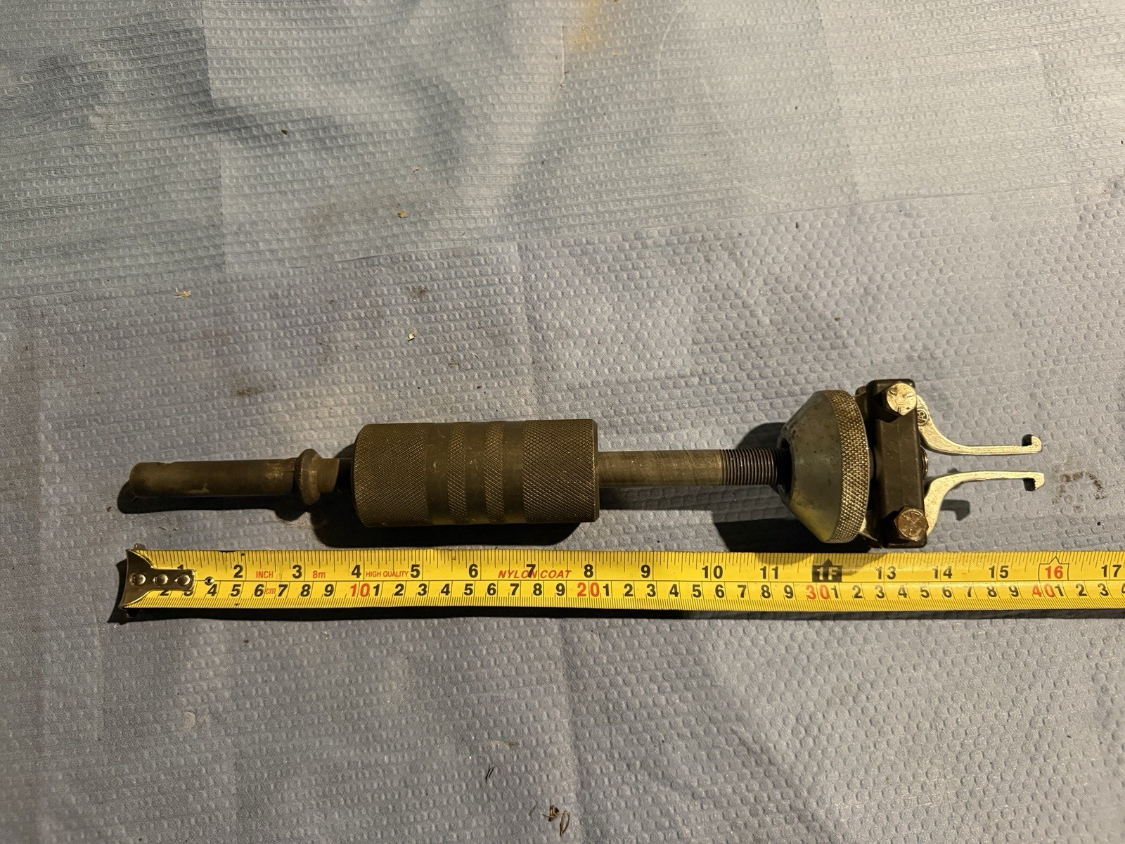 Inside Bearing Puller on Slide / Slap Hammer AB