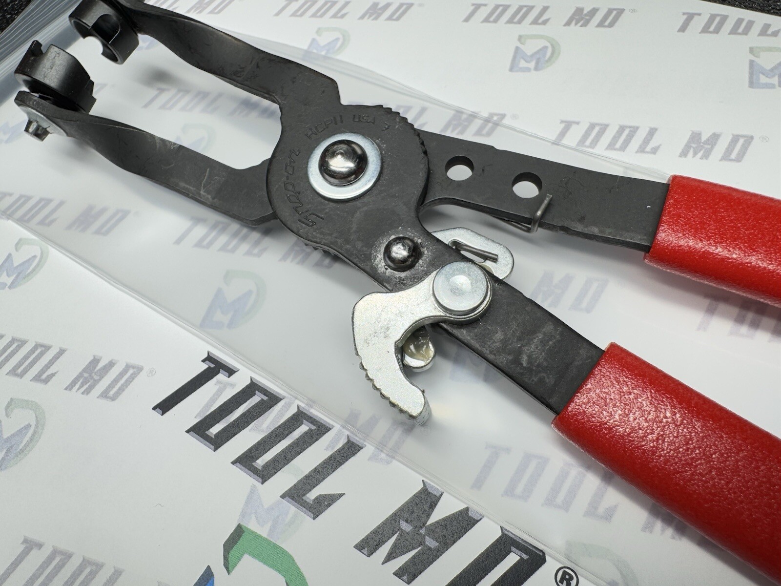 Snap-on Tools USA NEW RED 9″ Universal Hose Clamp Pliers HCP11