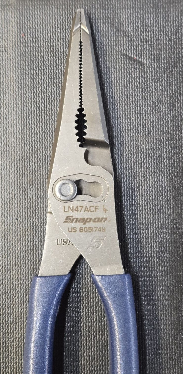 Snap-on Tools USA, POWER BLUE Talon Grip Long Nose Slip Joint Pliers LN47ACF