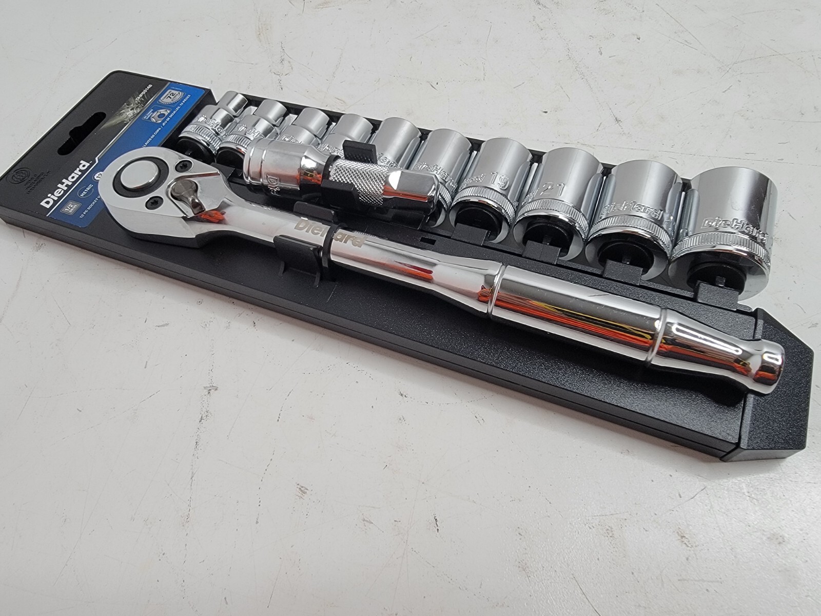 DieHard 1/2 Drive Socket Set Ratchet Extension Metric 12-Point Chrome DHP55146