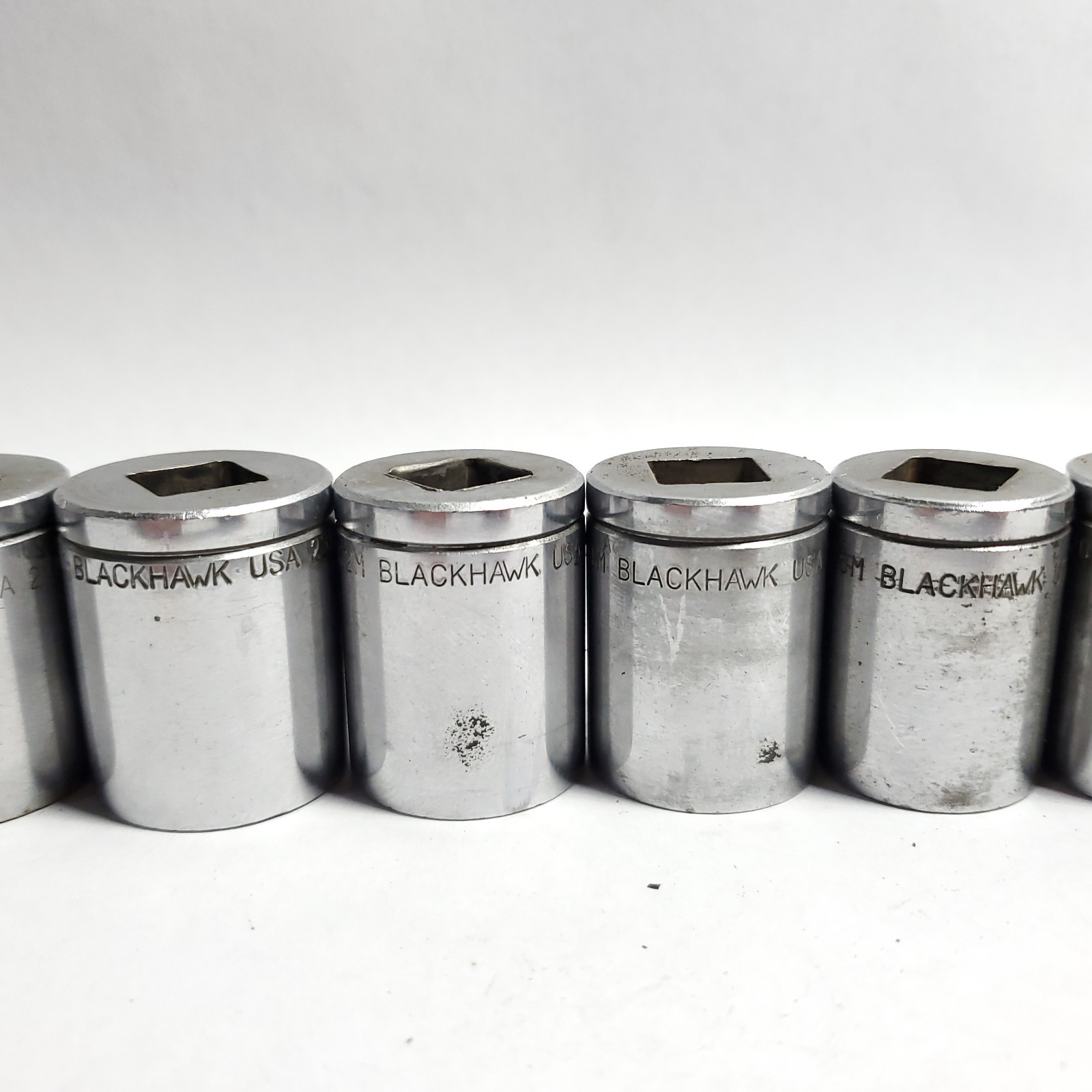 Blackhawk 13 pc. 1/2″ Drive Metric Socket Set 27mm-15mm 42027M-42015M