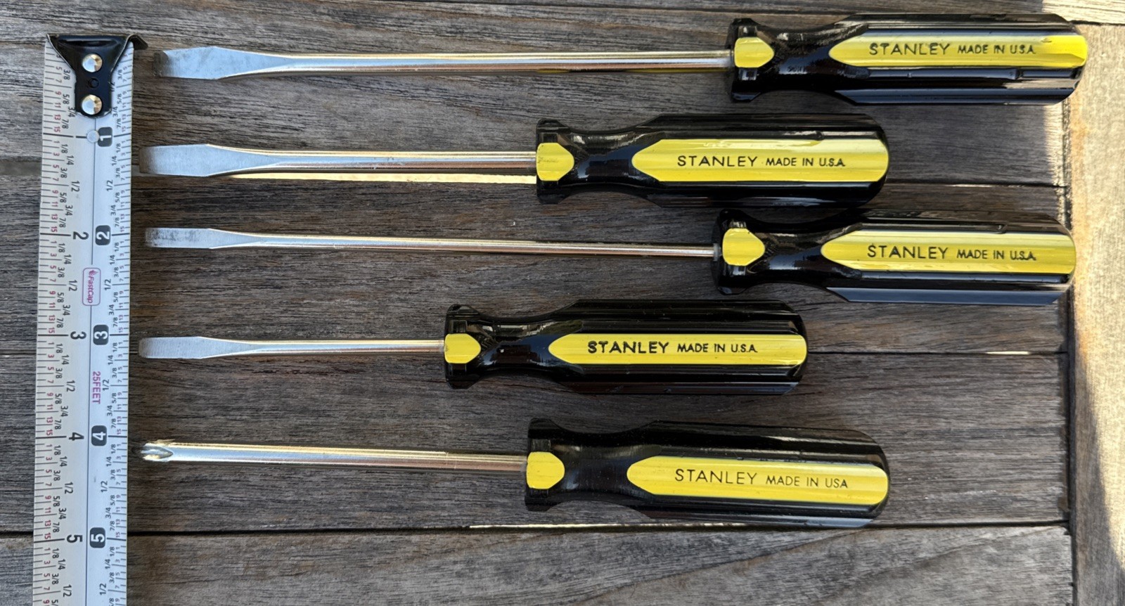 VTG Stanley 5pc Flathead Slotted Phillips Screwdrivers Made in USA Black Yellow