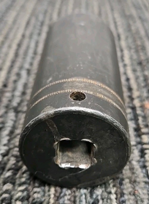 Snap-On Tools SIMM300 30mm 1/2″ Drive 6 Point Metric Deep Impact Socket