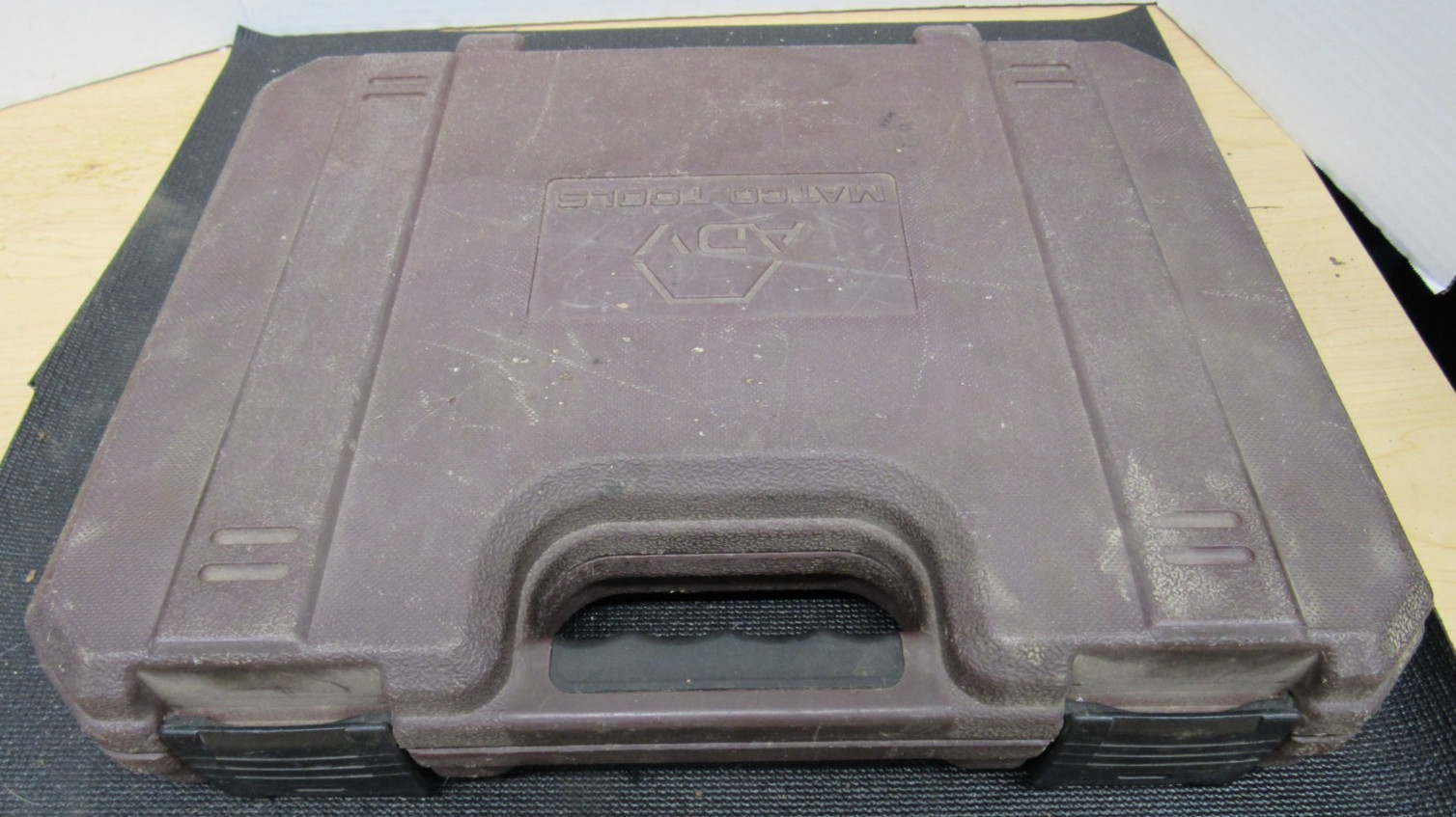 Matco SBP426V 3/8″ Dr 42pc SAE & Metric 6Pt Standard & Deep Impact Socket READ
