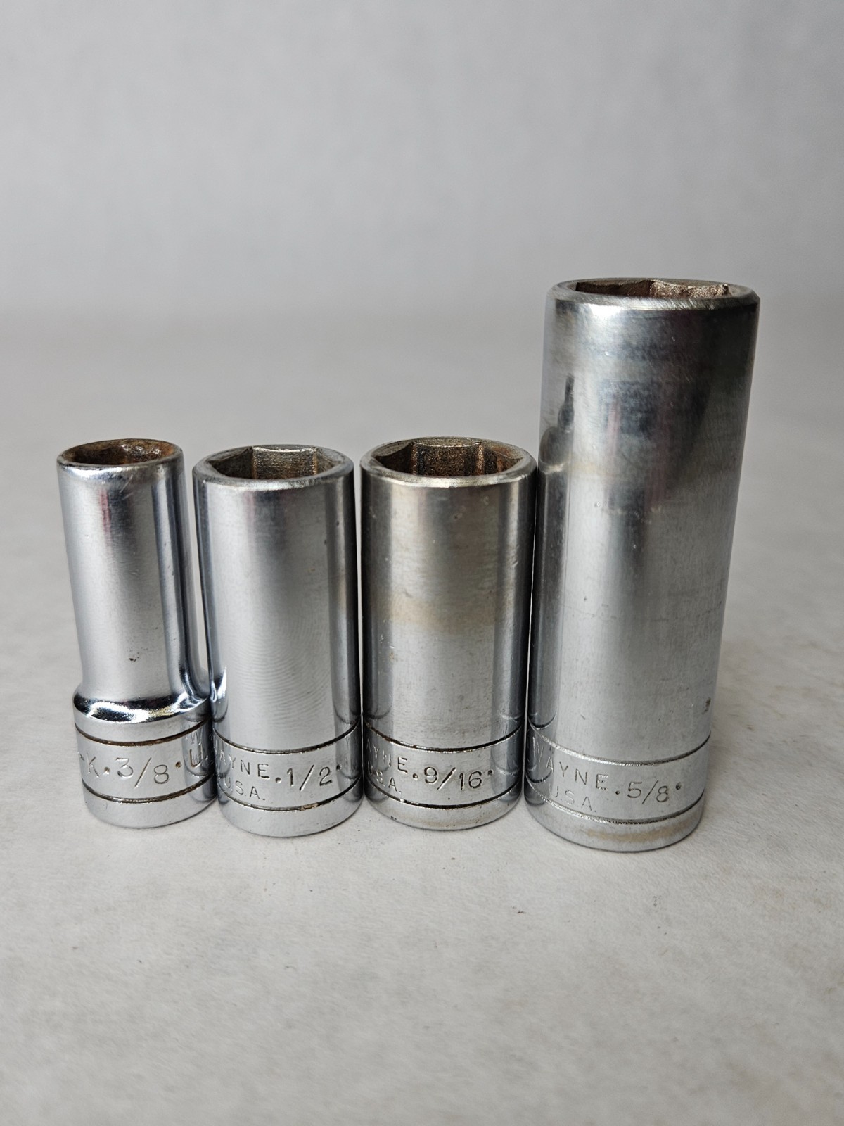 SK Tools 40412 40416 40418 40420 3/8″ 1/2″ 9/16″ 5/8″ Semi Deep Socket Set