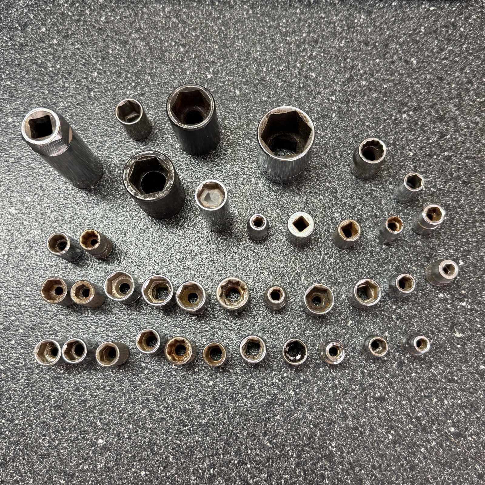 Lot of Assorted Sockets – Many Brands/Sizes – Estate Lot – Great Price Tools
