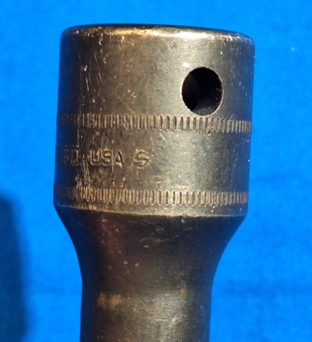 Snap-On 1/2″ Drive 12-Point Metric 12 mm Extra-Long Head Bolt Socket S6160