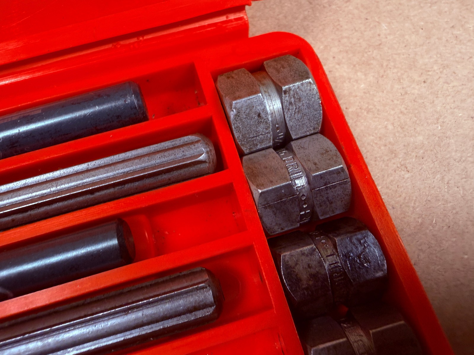 MAC Tools SE10 Screw Extractors Set Red Hard Case Incomplete USA Pre-Owned