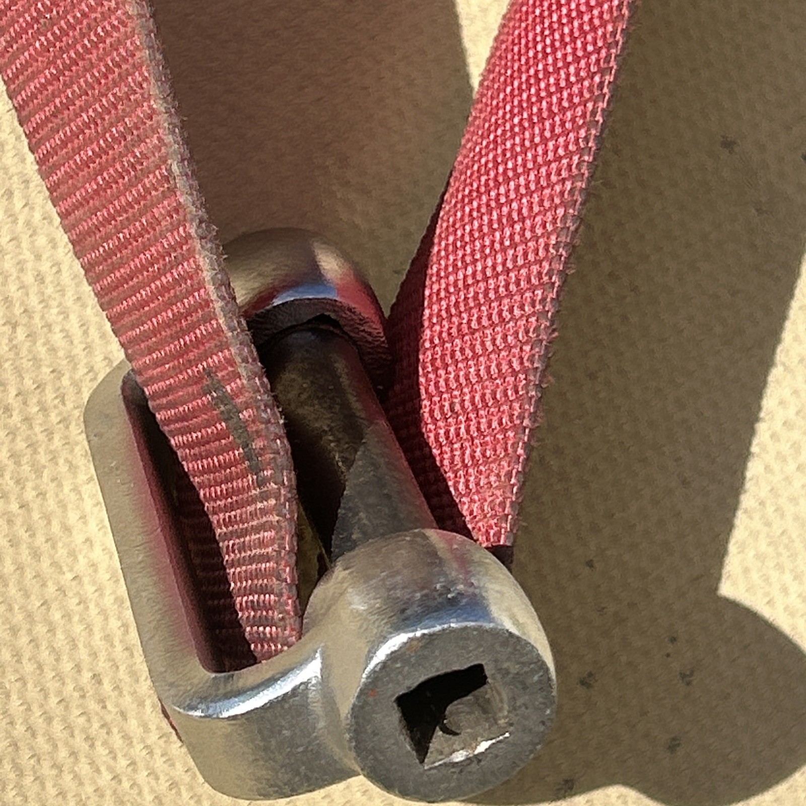 Snap-on Heavy-Duty Adjustable Strap Oil Filter Wrench Socket 1/2″ & 3/8″ A91B