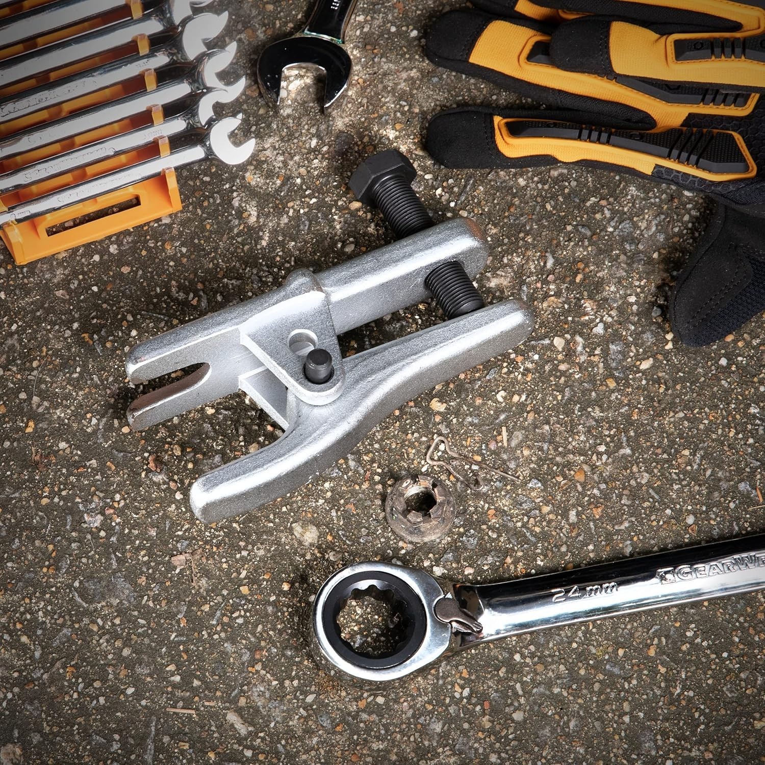 Effortless Ball Joint Separator – Hand Powered and Adjustable for Most Vehicles
