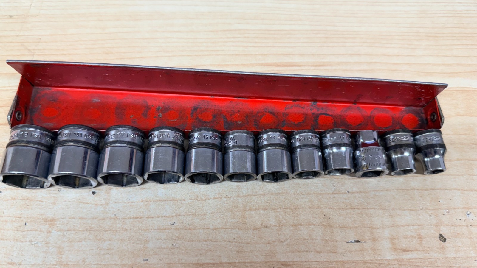 Snap On Socket Set FSM Series- W/ Vintage Metal Holder – 12 Sockets – LOT #3