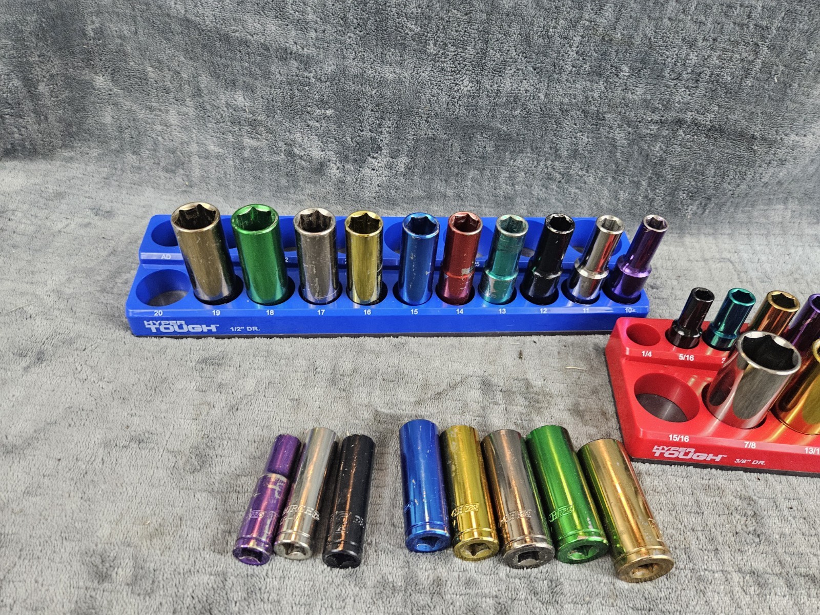 Hyper Tough sets feature color-coded metric and SAE deep sockets Incomplete