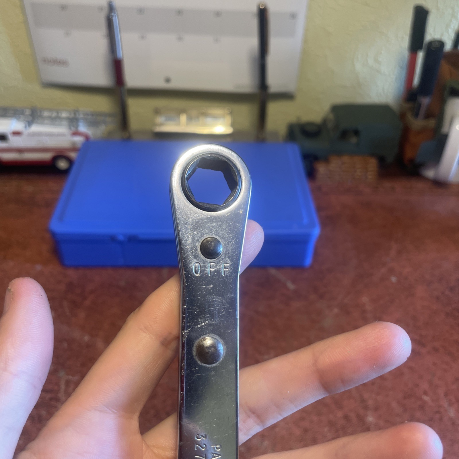 Snap On 1/2 inch x 9/16 inch Ratchet Box Spanner Wrench R1618S USA