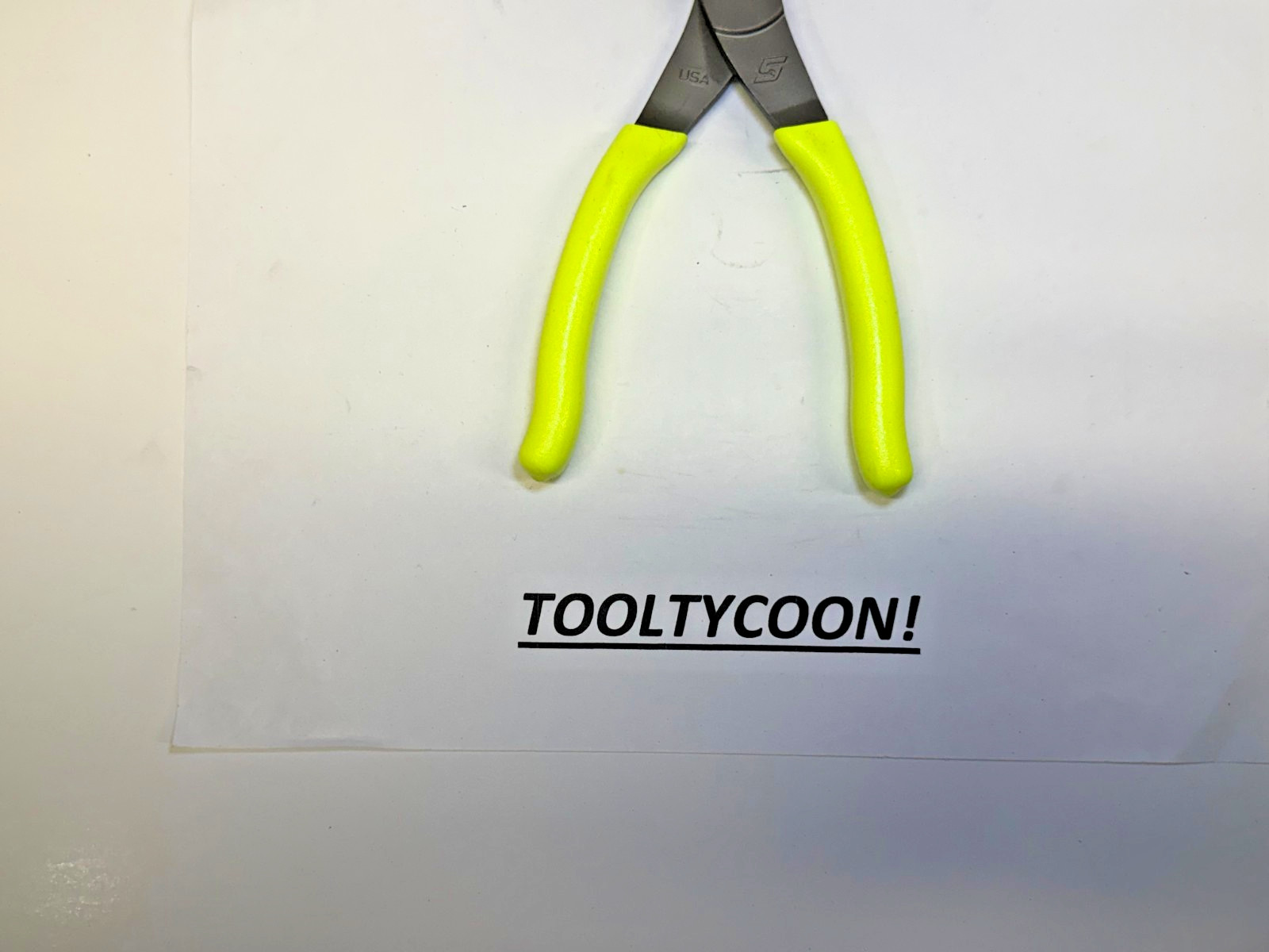 Snap-On Tools USA NEW HIVIZ Soft Grip 8″ Talon Grip Needle Nose Pliers 96ACFHV