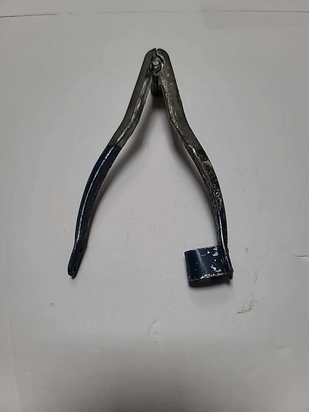 VINTAGE BLUE BIRD BATTERY TERMINAL PLIERS #20 FORGED STEEL MADE IN USA 2 Pcs Set