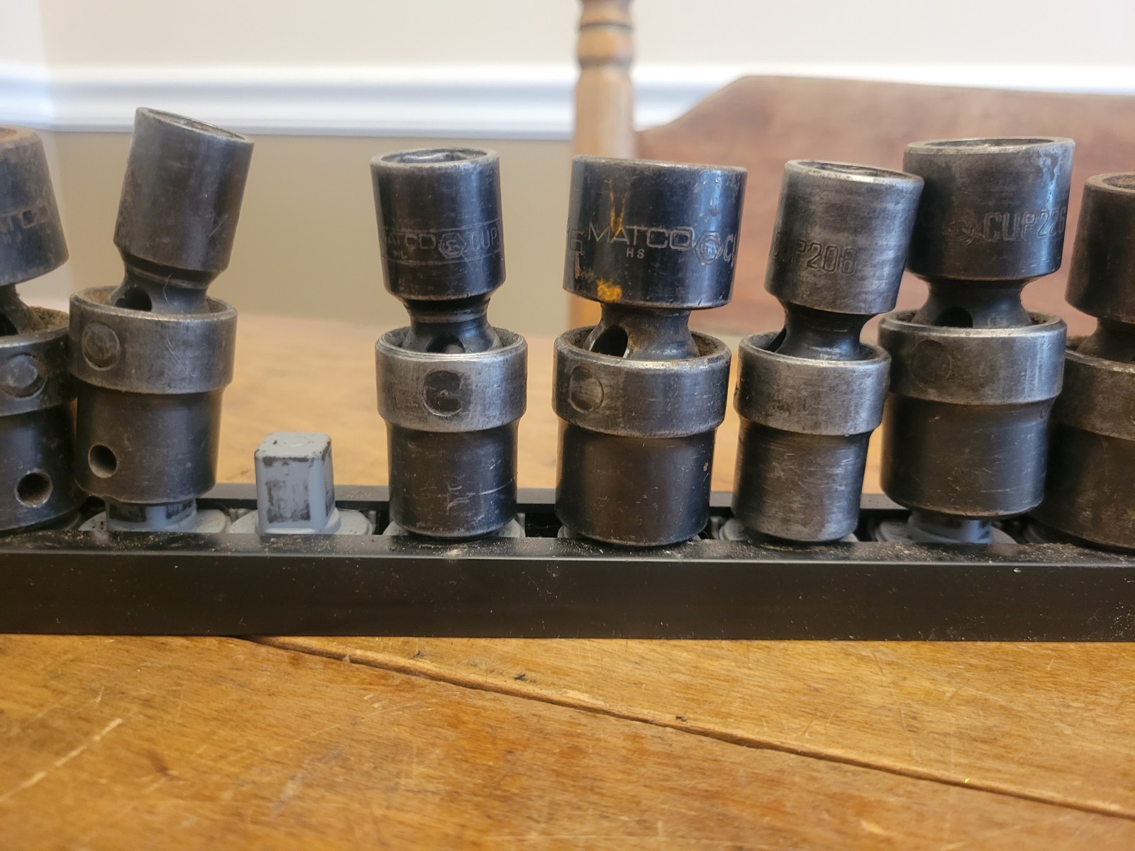Matco Tools CUP Series 11 Pc 6 Pt Impact 1/2″ Dr.Swivel Socket Set