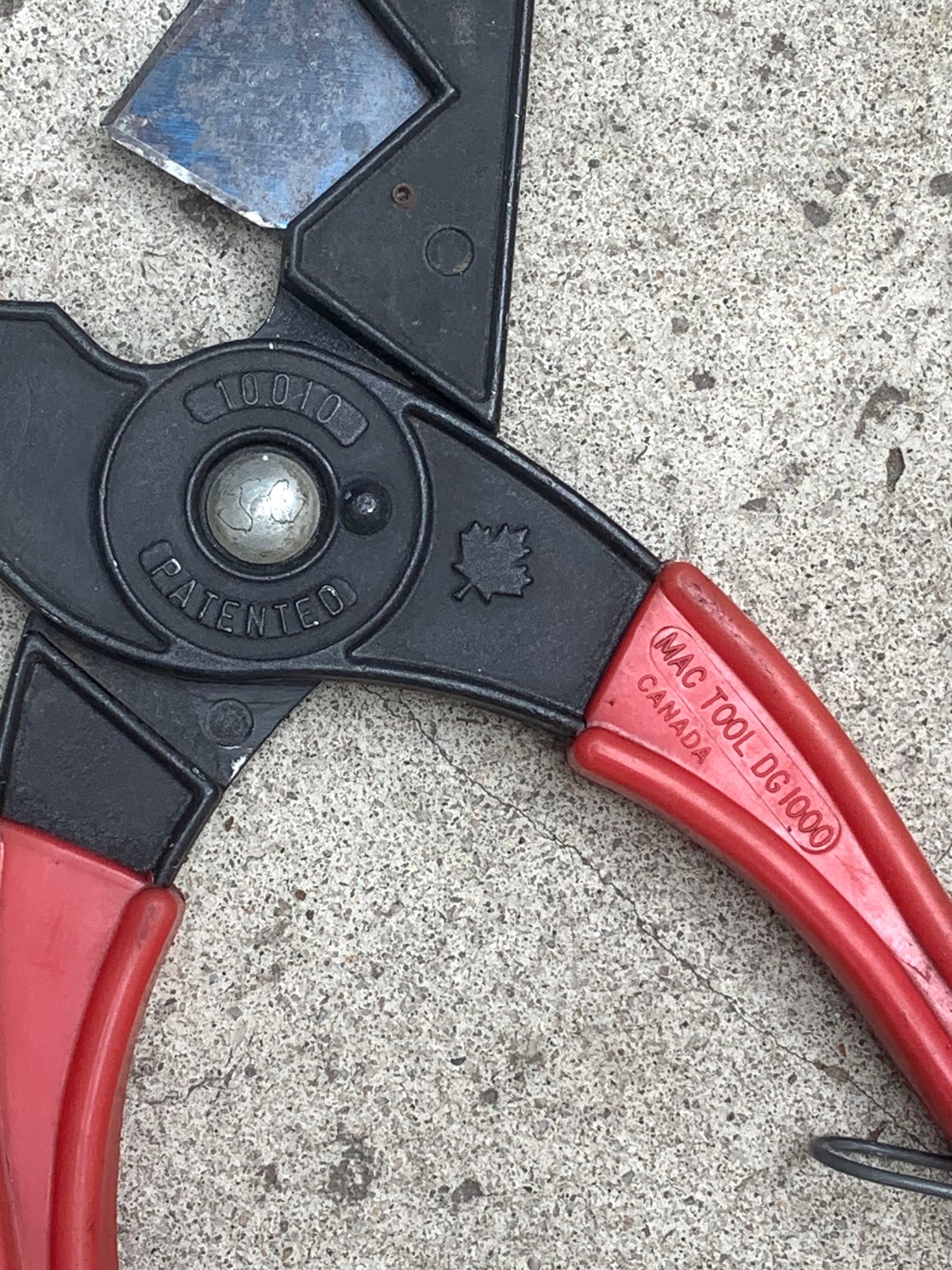 Mac Tool Canada DG1000 Heater Hose Tubing Cutter