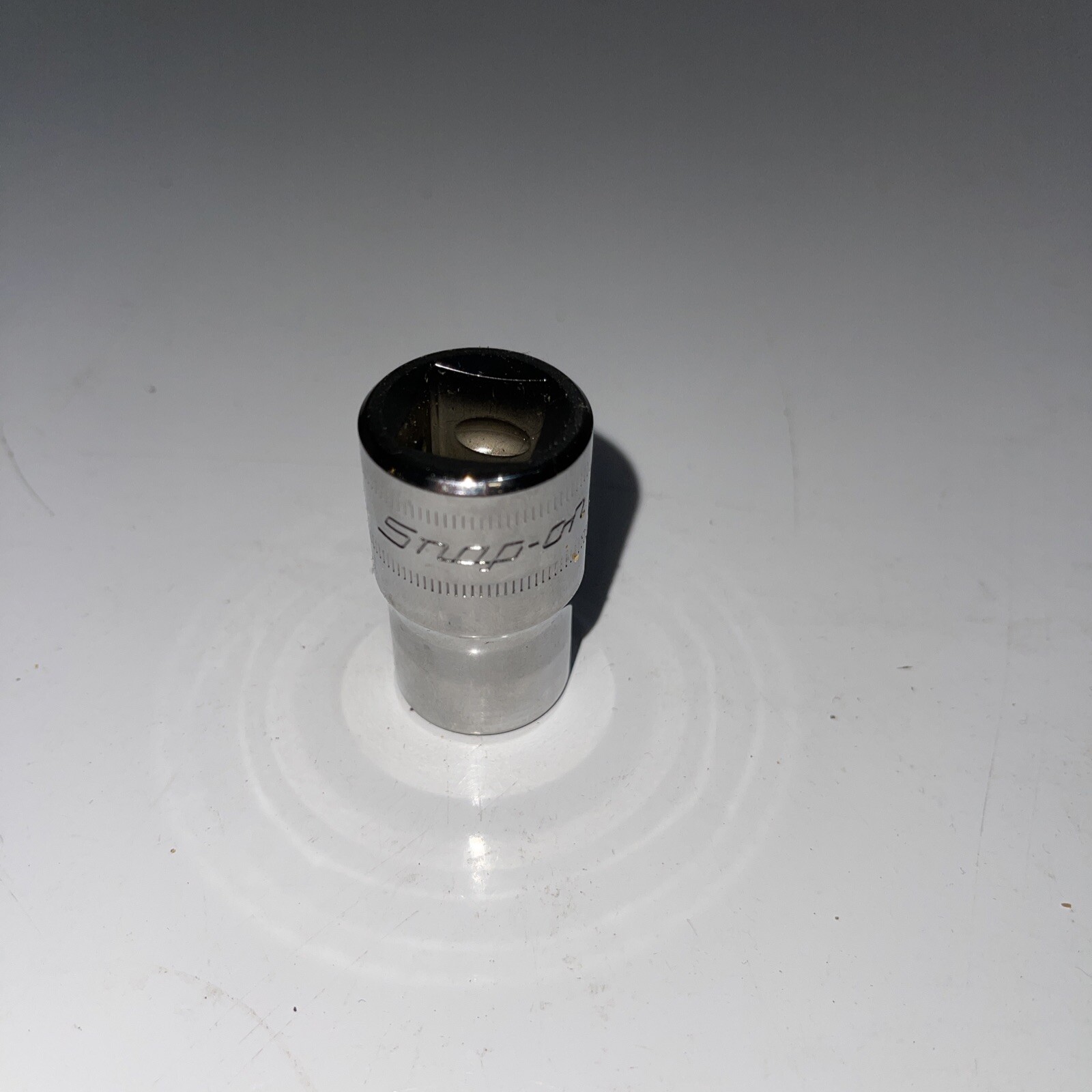 Snap-On Tools TWM14A 1/2″-Drive Metric 14mm Shallow 6-Point Chrome Socket