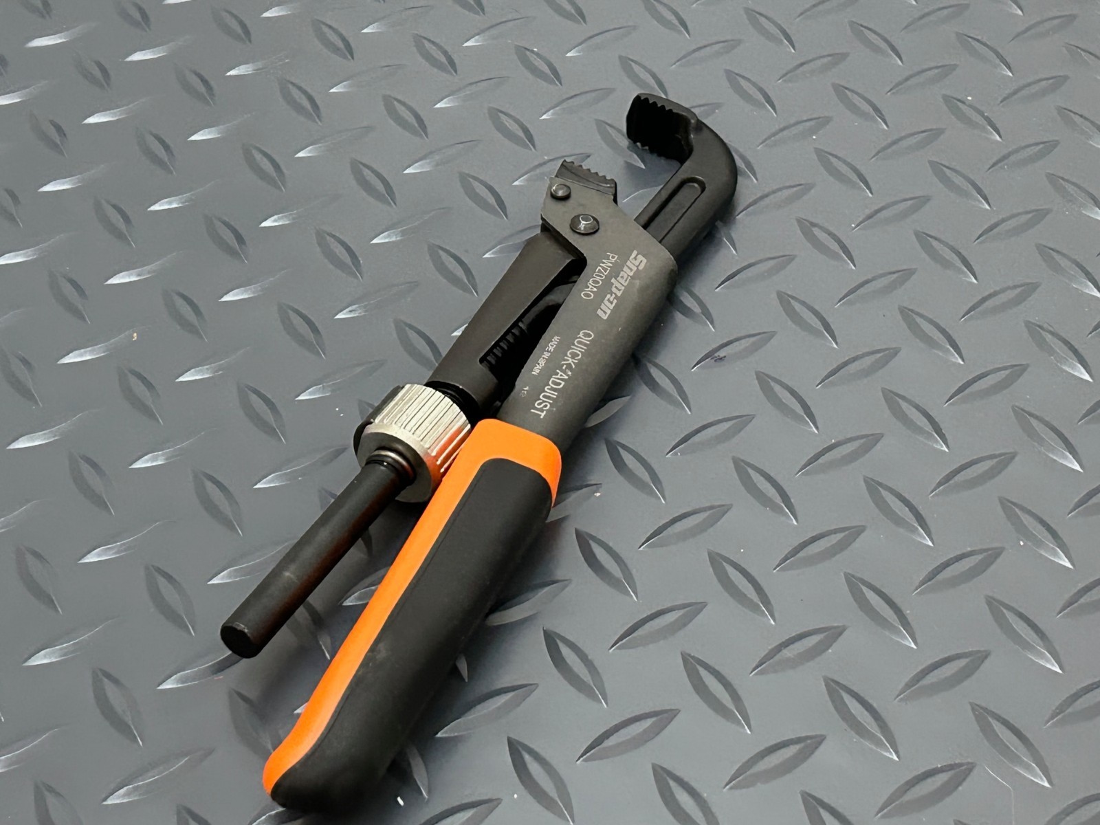 Snap-on Tools Orange 8-5/8″ Soft Grip Quick Adjust Pliers Wrench PWZ0QAO NEW