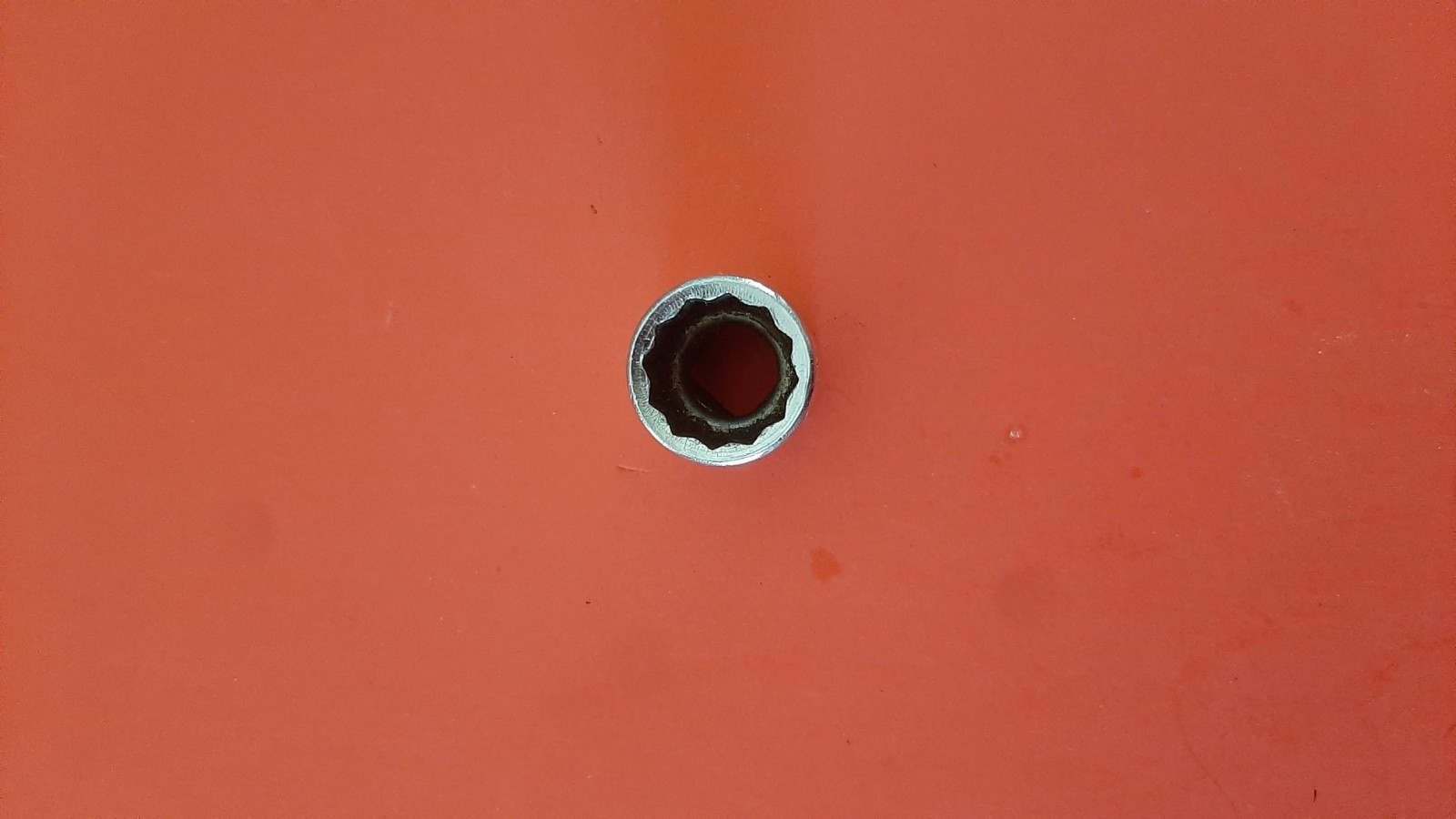1962 Snap-on Tools 3/8″ Drive 14M/M 12PT Point Shallow Socket USA F 14M 14MM