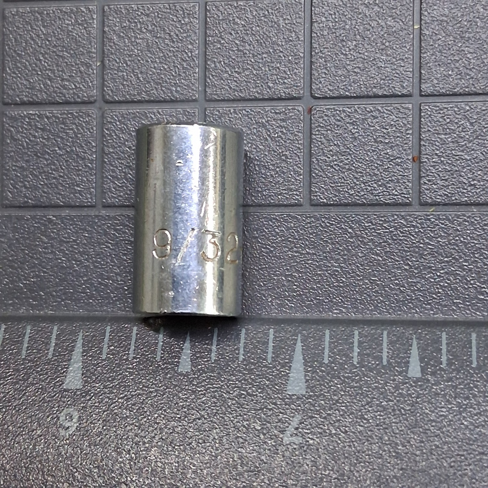 9/32″ SAE 1/4″ Drive 6-Point Chrome Socket