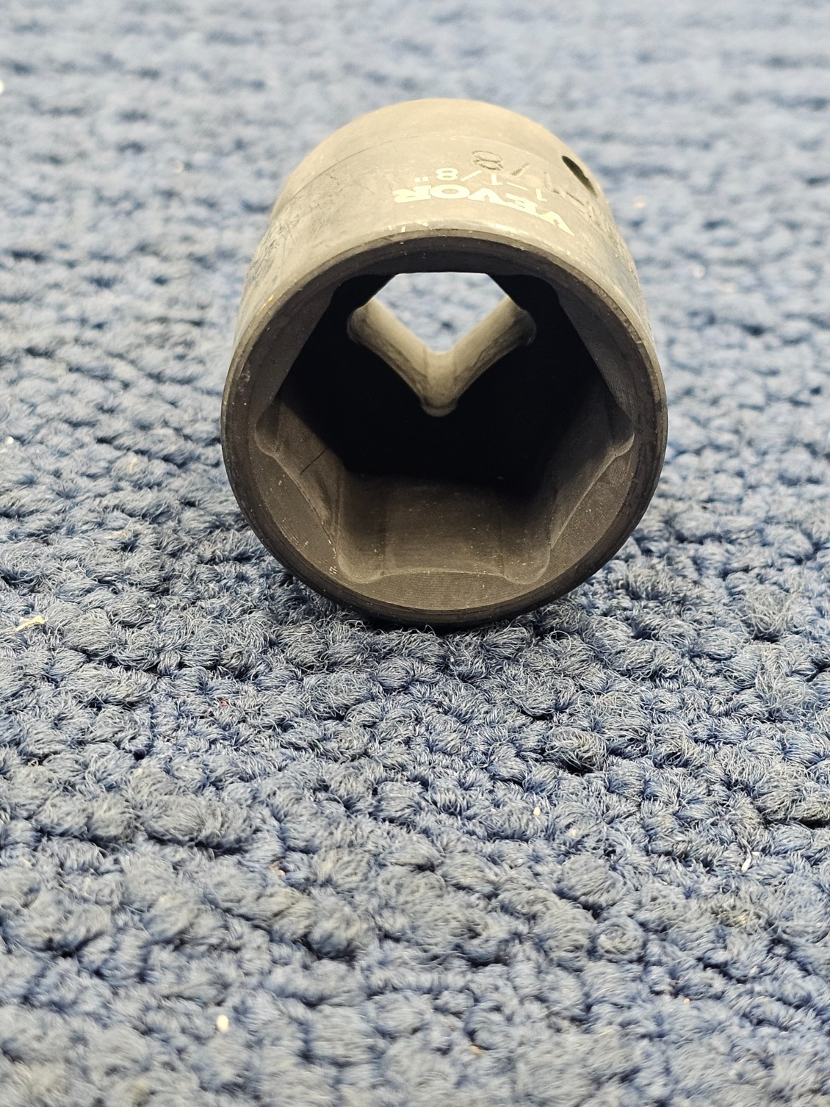 VEVOR 1-1/8″ Socket 6 Point Black Chrome Vanadium