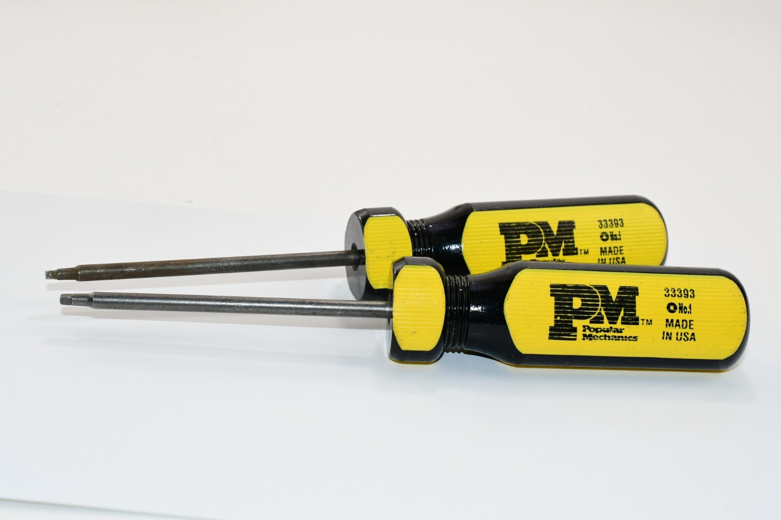 Popular Mechanics 33393 Torx 3-1/2″ Shaft Yellow/Black Handle USA 2 Pieces