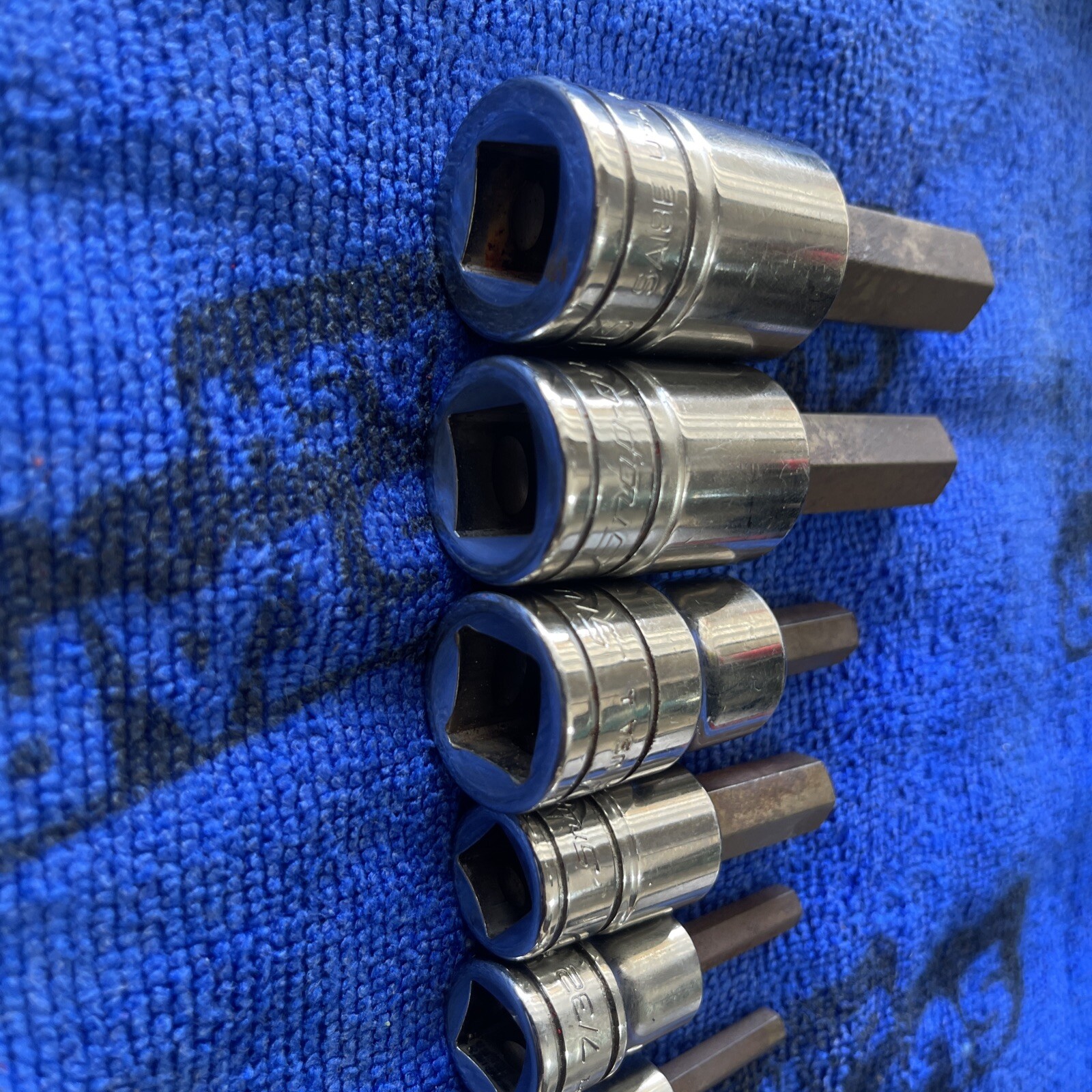 Snap On Allen Socket Set Of 12 3-1/2 Drive 9/16,1/2,5/16, And 7-3/8 Drive3/8,