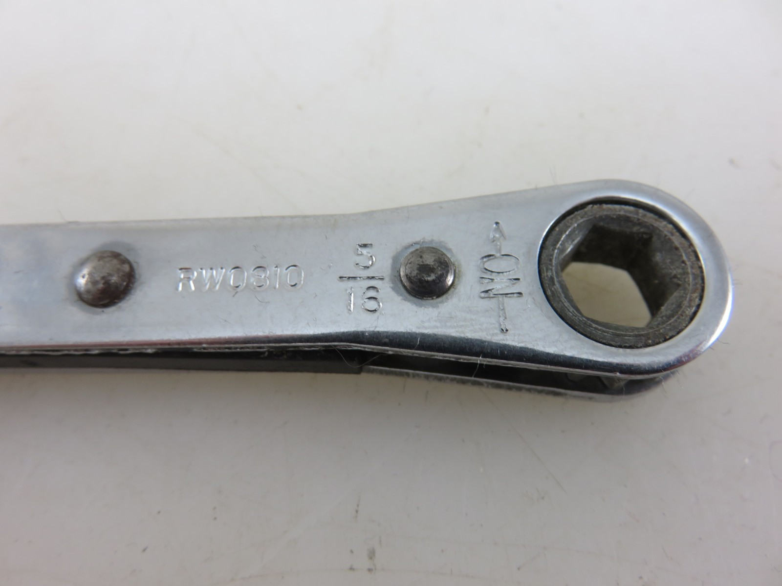 Mac Tools RW0810 SAE Ratcheting Double Box End Wrench 1/4″ x 5/16″ 6pt