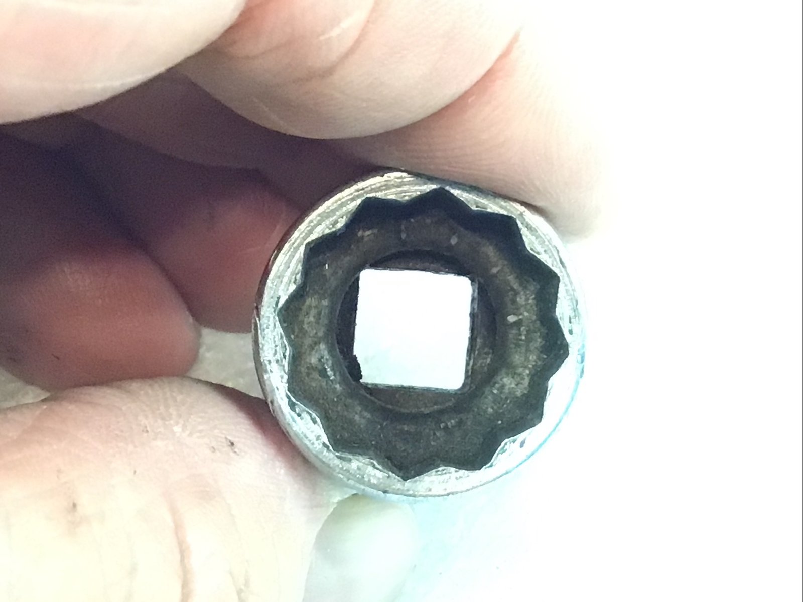 Snap On#F18M – 18mm, Metric, Shallow, Chrome, Socket, 3/8” Dr., 12-Pt. -USA-