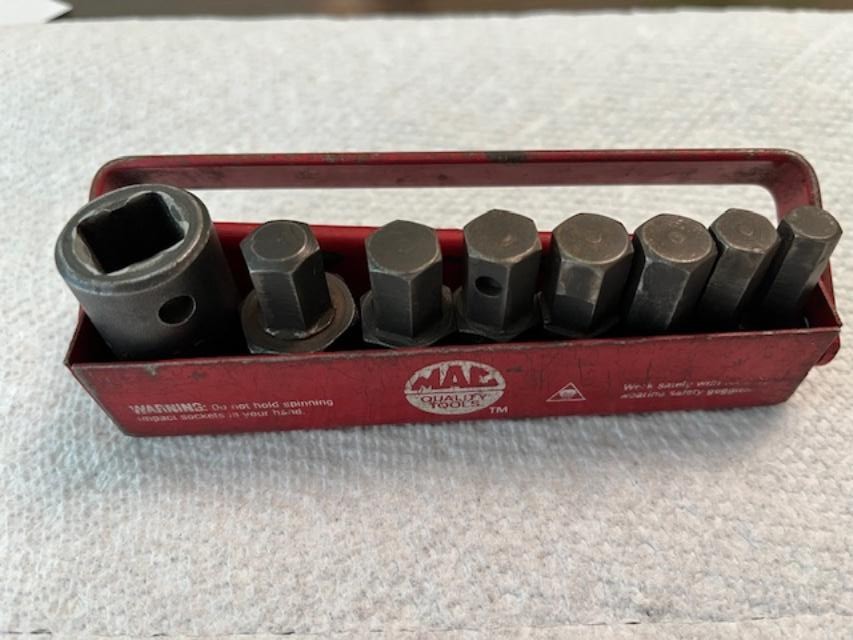 Vintage Mac Tools VT8 SAE Hex Bit Socket Set with Metal Tray
