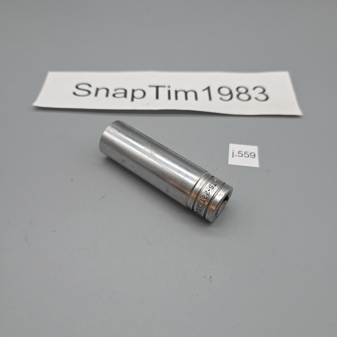 Snap-on Tools 11/16″ TS221 Deep Socket 1/2″ Drive SAE 6 Pt Chrome USA