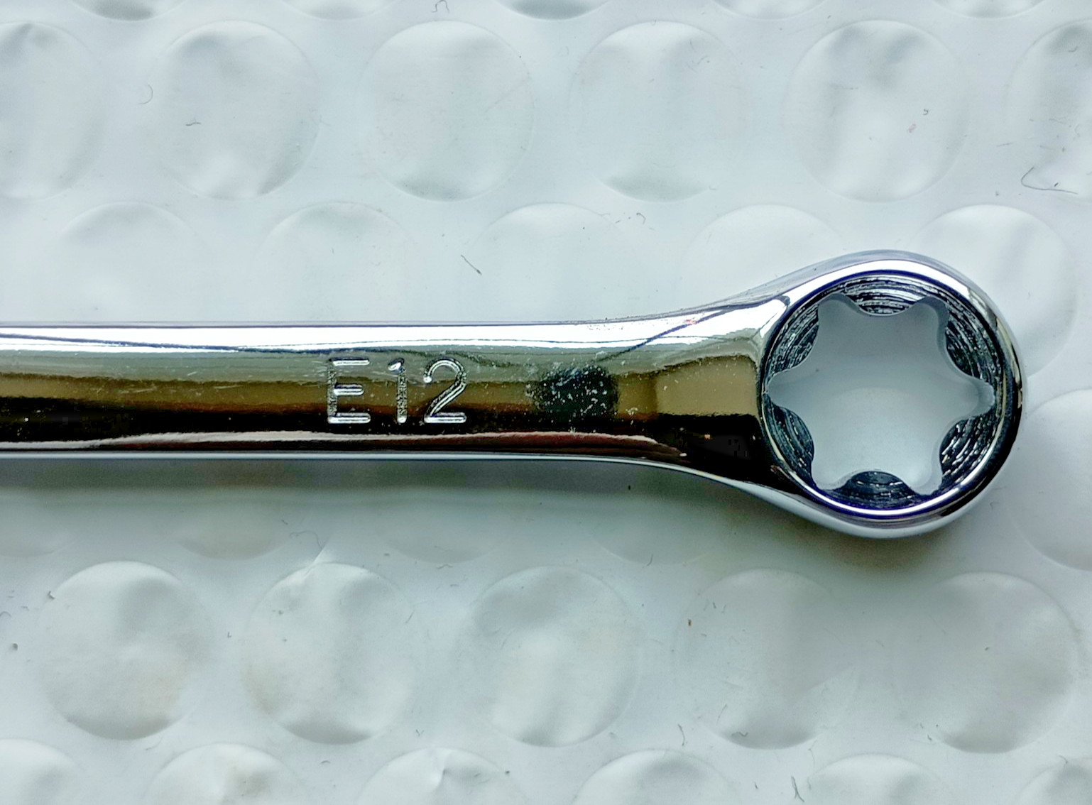 MAC TOOLS BE1012, E10 x E12 TORX WRENCH, 5.5″ LONG.