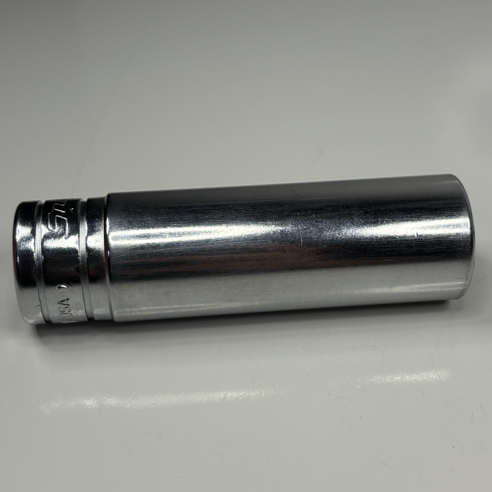 Snap On S221 1/2 Drive 12 Point SAE 11/16 Flank Dr Deep Socket USA VGC 1991