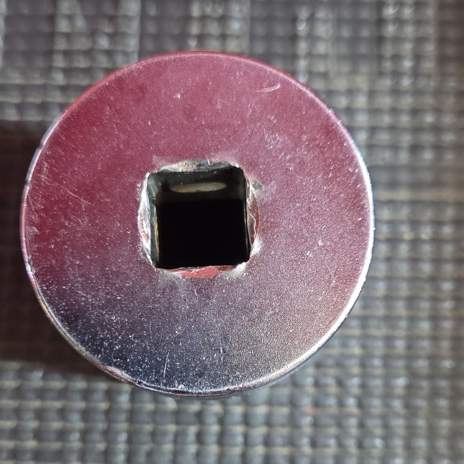 ​Brand: Snap-on ​Part Number: TW461 ​Socket Size: 1-7/16″ SAE ​Drive Size: 1/2