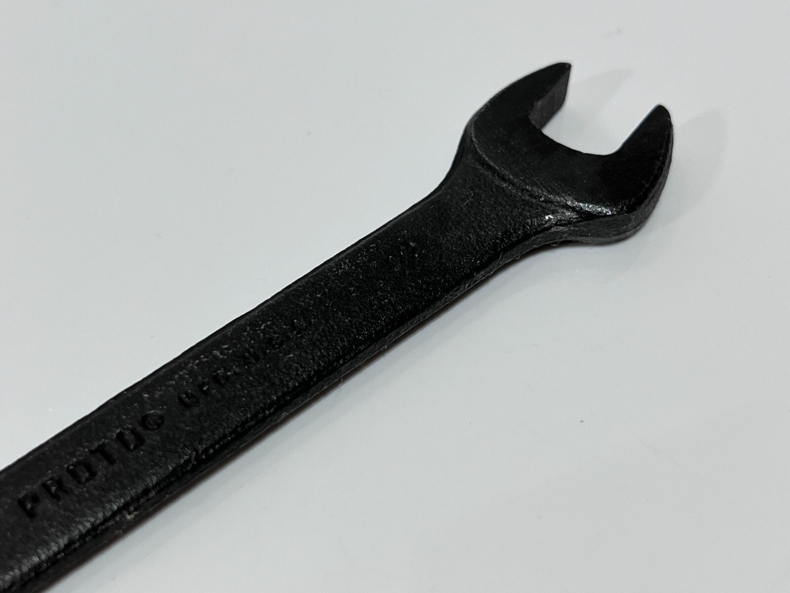 Proto PROFESSIONAL USA 3026B 9/16″ X 1/2″ SAE Double Open End Wrench, Black Ind.