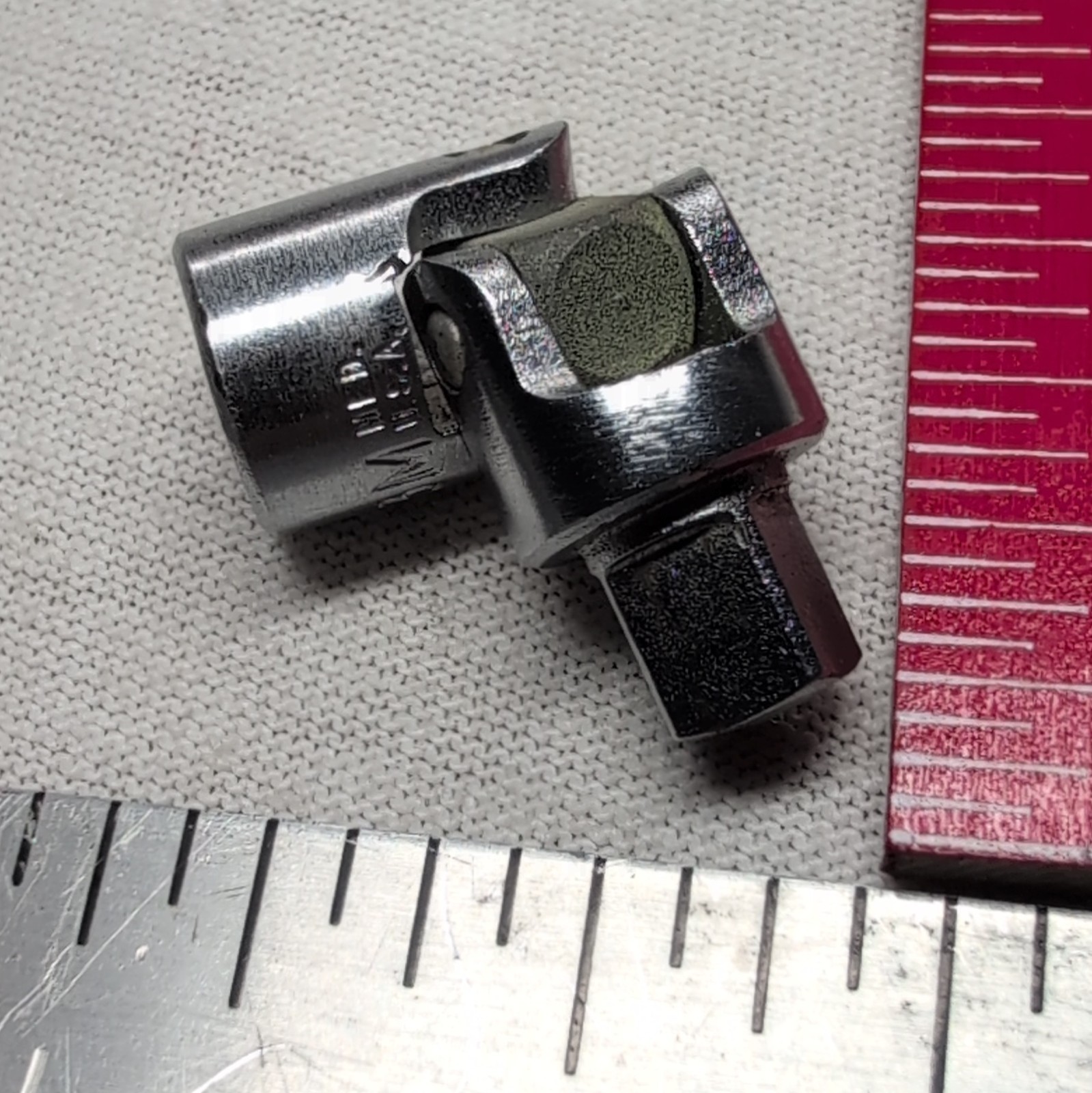 Vintage Giller 33M 1/4″ Drive Universal Swivel Joint Socket Adapter Made in USA