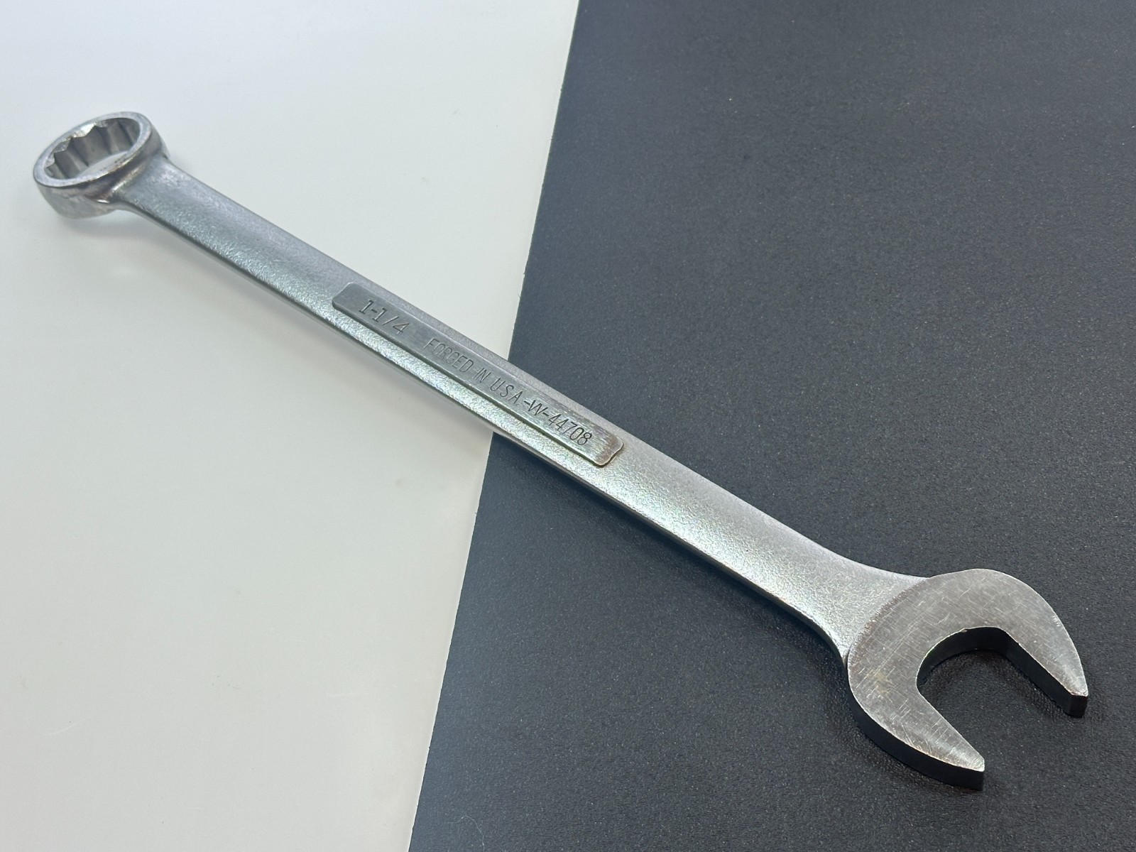🇺🇸 Craftsman Tools USA SAE 1-1/4″ VV 44708 Chrome Combination Wrench, 12 Point