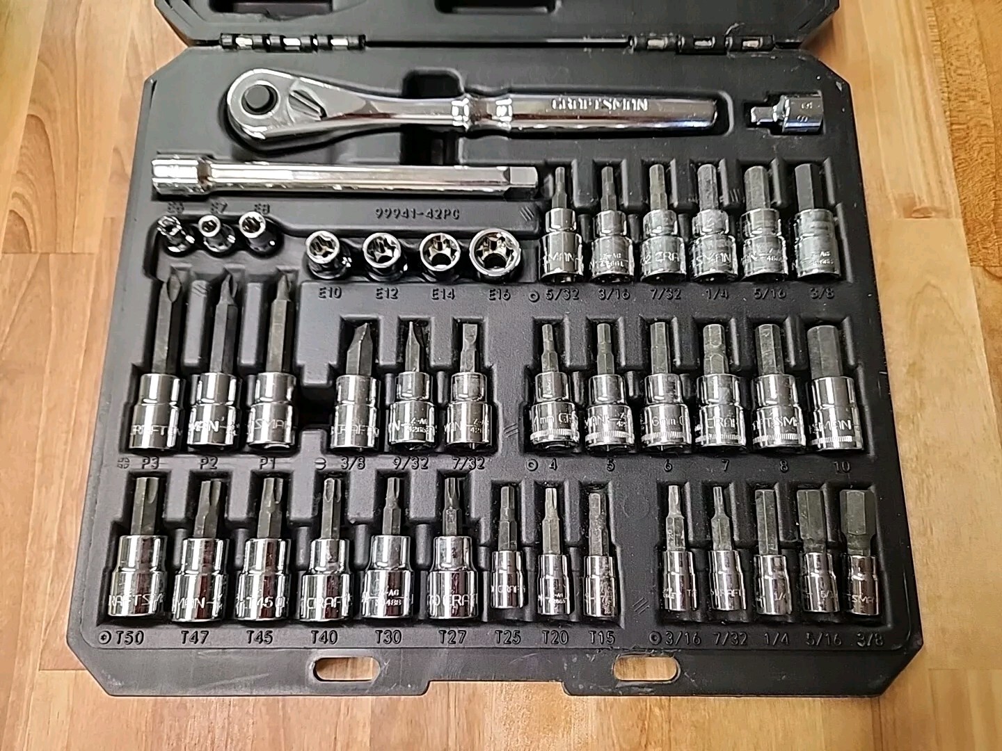 Craftsman 42 Pieces 1/4 & 3/8 Drive Bit Socket Set SAE & Metric