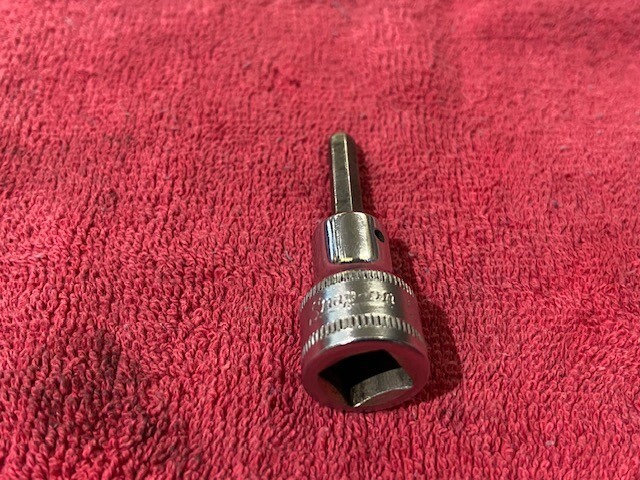 SNAP-ON TOOLS 3/8″ DR 5mm METRIC HEX BIT SOCKET DRIVER MODEL: FAM5A Ships Free!!