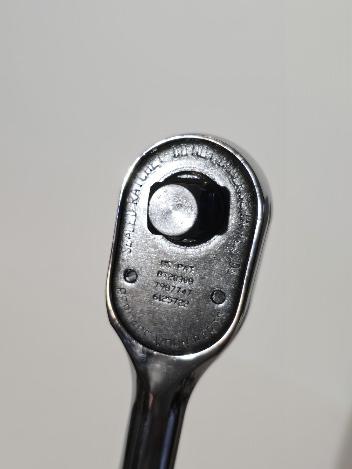 Snap-on Tools USA NEW STYLE 1/2″ Drive Dual 80 Tooth Chrome Handle Ratchet S80A