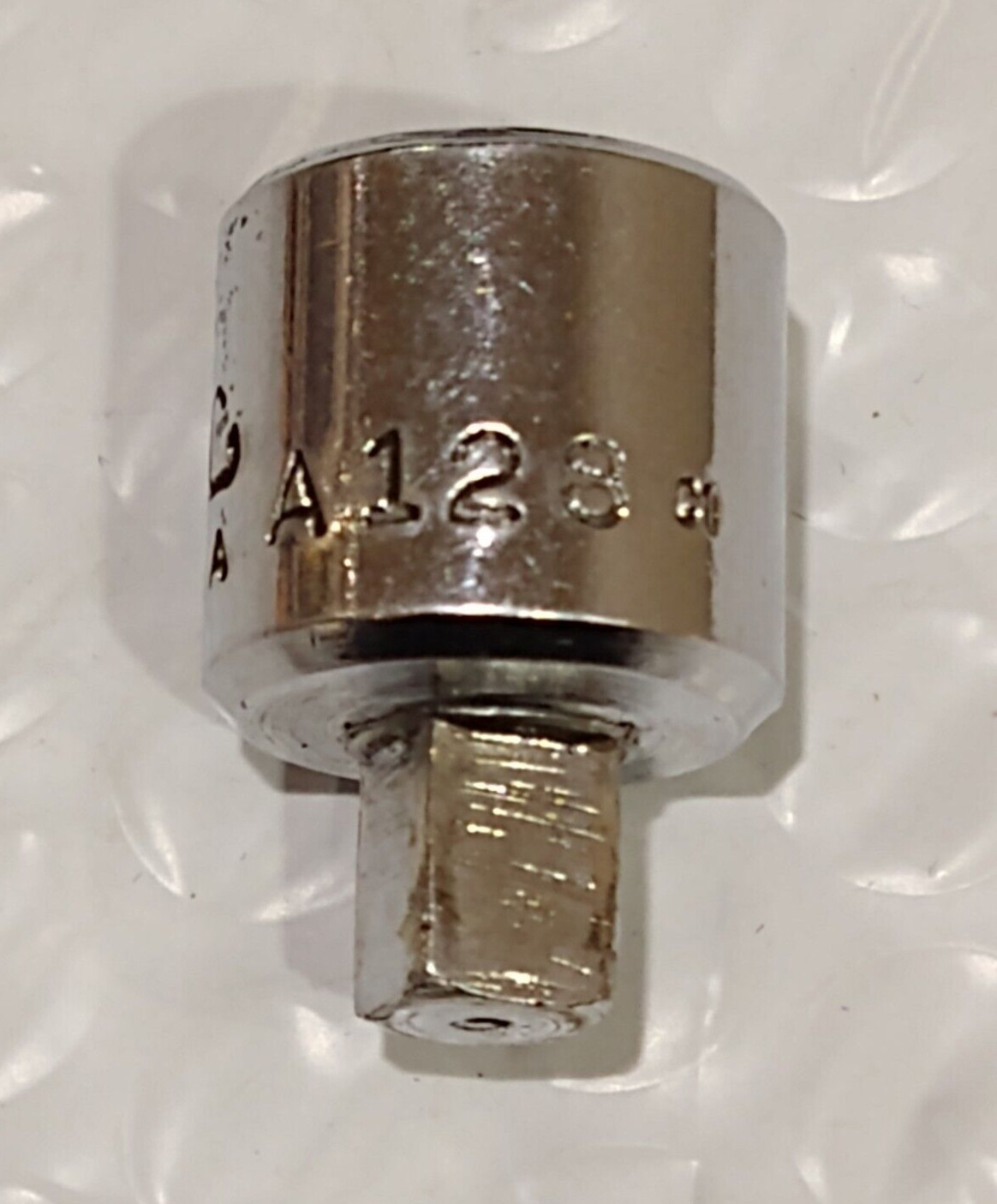 MAC TOOLS A128, 3/8″ TO 1/4″ ADAPTER.
