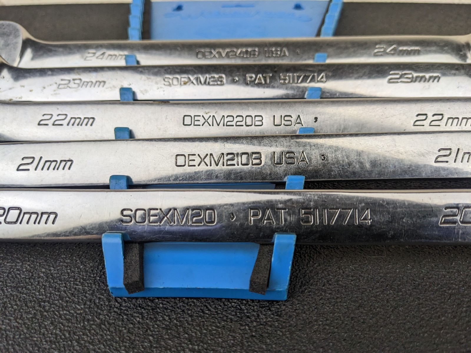 #bp444 Snap-on Tools OEXM705B 12-Point Metric Combination Wrench Set