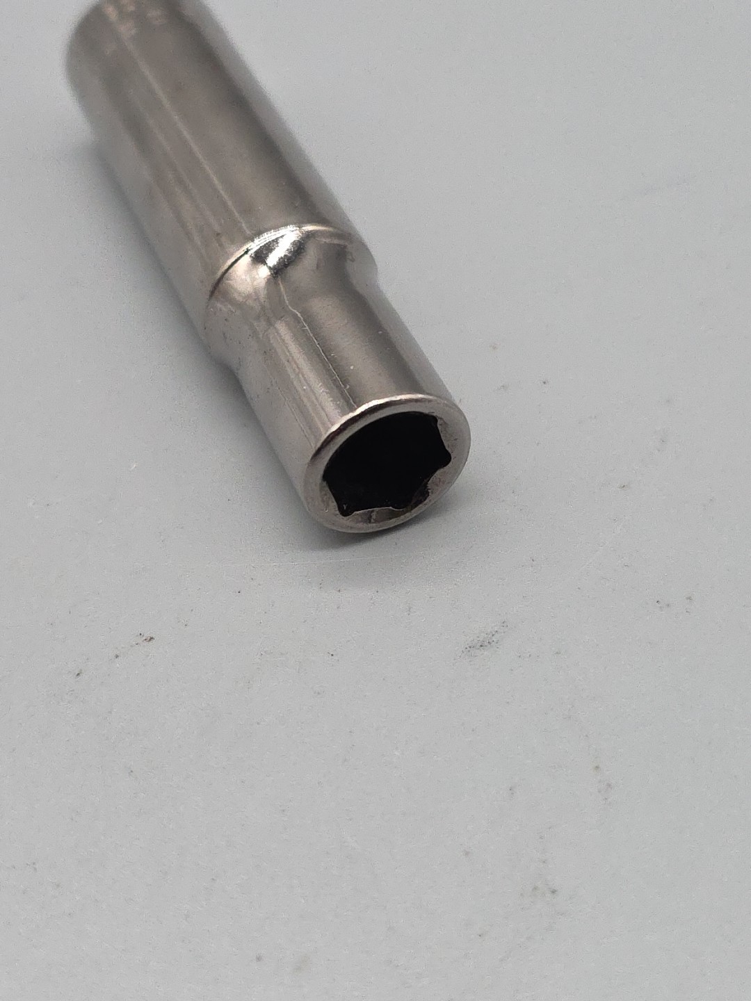 Craftsman 3/8″ Deep Socket 3/8″ Drive 6 Point Easy Read G2D 45835 USA